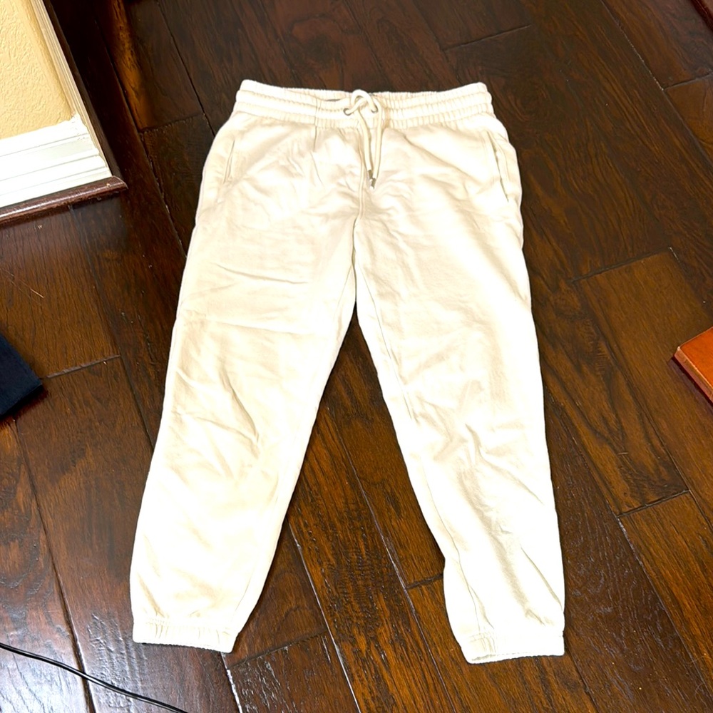 Gap petite small cream joggers